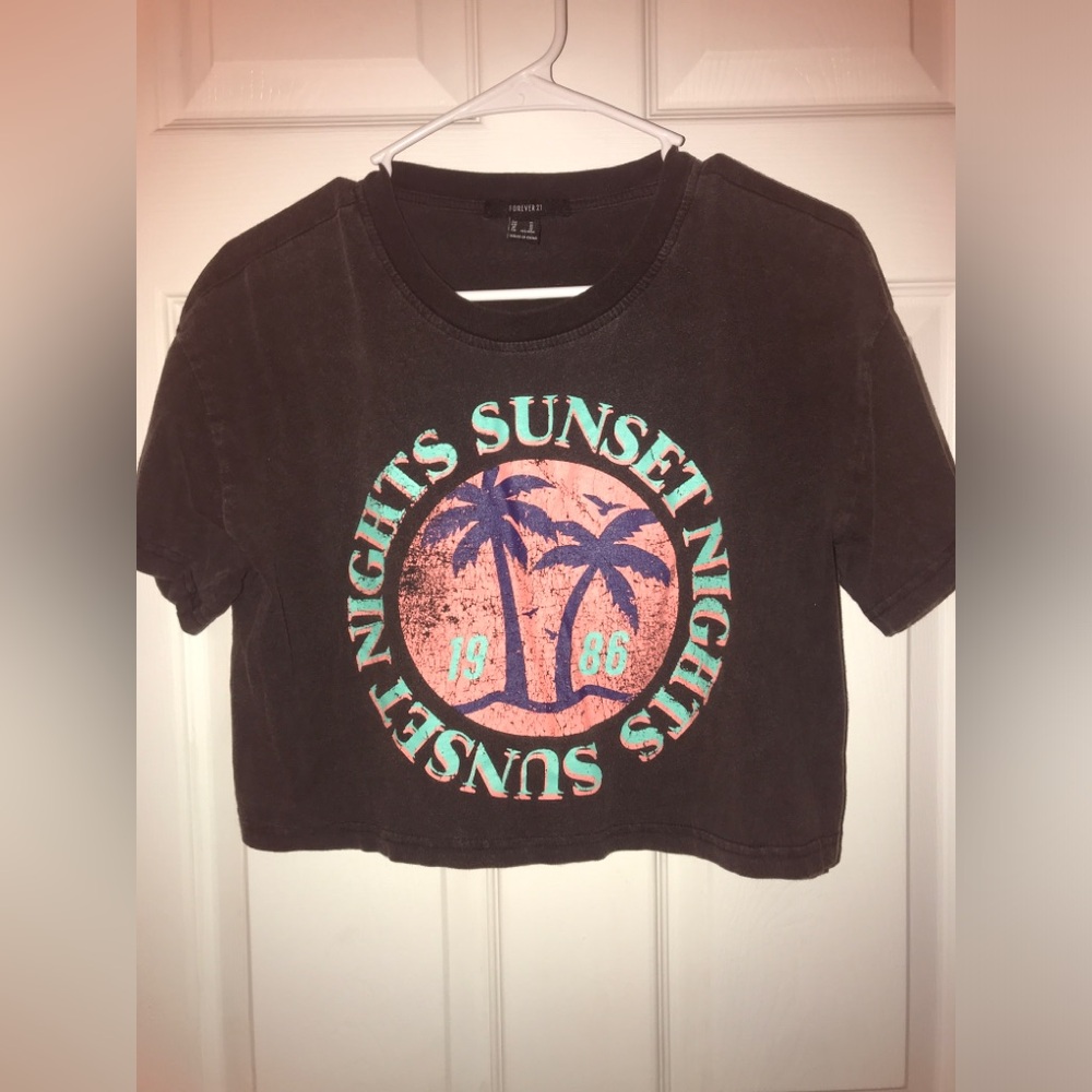 Forever 21 Black Cropped T-Shirt with Sunset Graphic